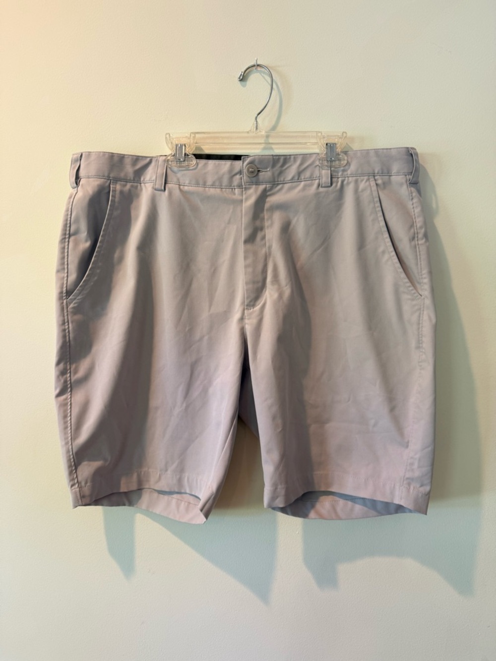 Columbia - Men's Light Gray Performance Golf Shorts